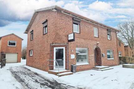 Haus zum Kaufen in Süderhastedt 250.000,00 € 120 m²