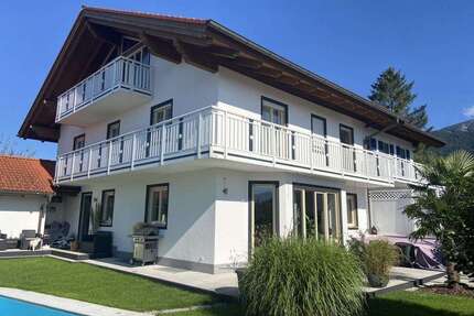 Haus zum Mieten in Ohlstadt 2.000,00 € 215 m²