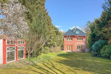 Haus zum Kaufen in Hamburg 2.495.000,00 € 289 m²