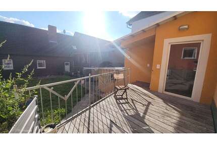 Haus zum Mieten in Helmstadt 1.220,00 € 143 m²