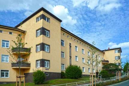 Wohnung zum Mieten in Gera 378,44 € 60.55 m²