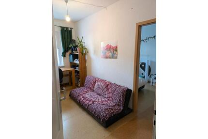 Schönes WG-Zimmer in Jena Ost - 350,00&nbsp;EUR Kaltmiete, ca.&nbsp; 23,00&nbsp;m&sup2; in Jena (PLZ: 07749) Kernberge