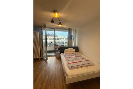 Wohnung Einzimmerwohnung - 970,00&nbsp;EUR Kaltmiete, ca.&nbsp; 27,00&nbsp;m&sup2; in München (PLZ: 80336) Ludwigsvorstadt-Isarvorstadt