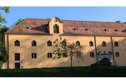 Wohnung zum Mieten in Regensburg 1.350,00 € 133 m²
