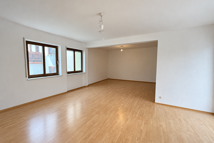 Wohnung zum Mieten in Wiesbaden 1.297,41 € 111.75 m²