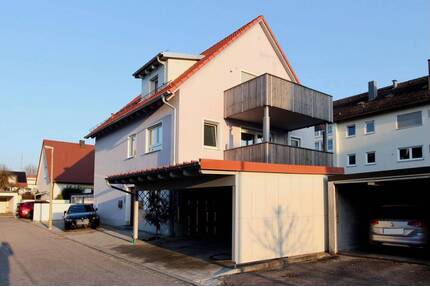 Neuwertige 3-Zi. Wohnung im Niedrigenergiehaus mit Einbauküche! - Landshut Wolfgang