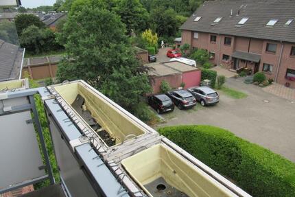 Helle 2 - Zimmer Dachgeschosswohnung in Rumeln-Kaldenhausen - Duisburg Rheinhausen