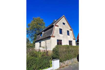 Haus zum Kaufen in Kiel 450.000,00 € 150 m²