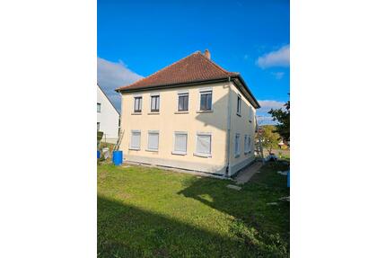 vermiete Zweifamilienhaus in Ammerbuch-Entringen