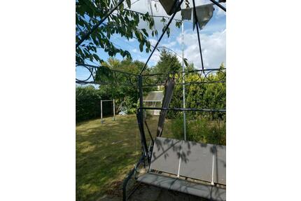 Kleingarten in Brinkmannsdorf - 2.500,00&nbsp;EUR Kaltmiete, ca.&nbsp; 0,00&nbsp;m&sup2; in Rostock (PLZ: 18146) Alt Bartelsdorf