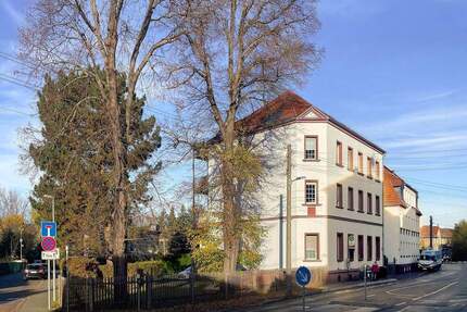 Seltene Gelegenheit: Modernisiertes MFH mit 5-Zimmer-Wohnungen & Bauland extra - Leipzig Holzhausen