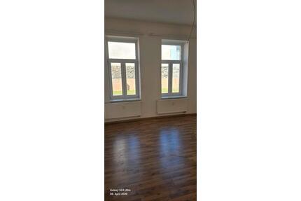 Wohnung zu mieten - 700,00&nbsp;EUR Kaltmiete, ca.&nbsp; 110,00&nbsp;m&sup2; in Plauen (PLZ: 08523)