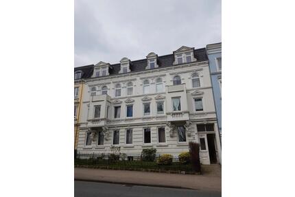 Freie 2 Zimmer- Dachgeschoss Wohnung in Stadtnähe - Flensburg Falkenberg