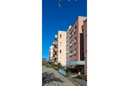 Helle gepflegte 1 Zimmerwohnung im Erdgeschoss - Kaiserslautern