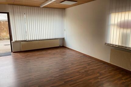 Gewerbeeinheit Bürofläche mit Schaufenster in WN-Hohenacker - Waiblingen Bittenfeld