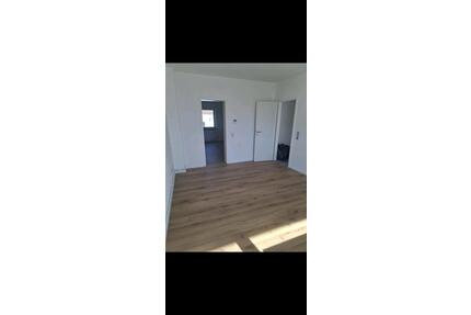 kernsanierte 2 Zimmerwohnung EBK Balkon ab sofort - Hannover Ahlem-Badenstedt-Davenstedt