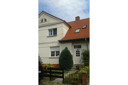 Schönes Haus in der Schweriner Gartenstadt ab 1.1. 27 zu mieten!