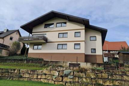 Wohlfühlanwesen für die ganze Familie o. Mehrgenerationen unter einem Dach - Seckach Zimmern