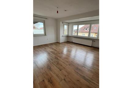 3-Zimmer Wohnung in Pforzheim-Eutingen mit Terrasse und EBK