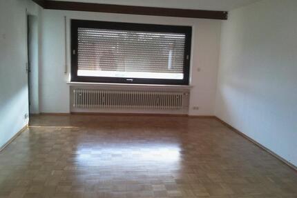 5-Zimmer-Wohnung - 650,00&nbsp;EUR Kaltmiete, ca.&nbsp; 120,00&nbsp;m&sup2; in Rottenburg an der Laaber (PLZ: 84056)