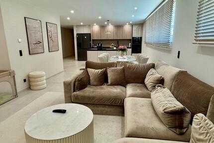 Exklusive Neubauwohnung | 99 qm | mit Küche | Überdachte Terasse - Solingen Wald