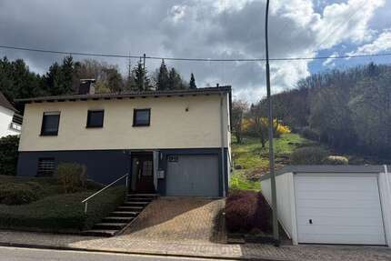 Haus zum Kaufen in Mettlach 240.000,00 € 110 m²