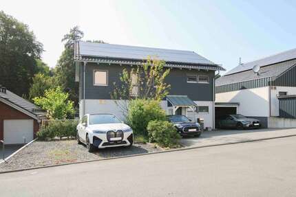 Haus zum Kaufen in Leichlingen (Rheinland) 779.000,00 € 222 m²