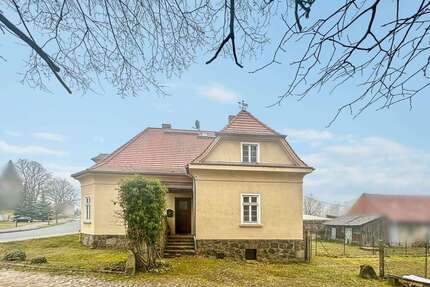 Haus zum Kaufen in Pritzwalk 99.000,00 € 220 m²