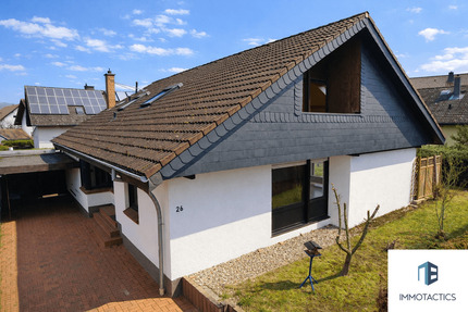Zweifamilienhaus mit Terrasse, Garten und Loggia in Bad Sobernheim