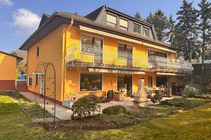 Haus zum Kaufen in Taunusstein Neuhof 725.000,00 € 340 m²