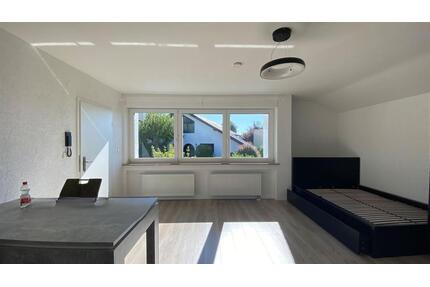 MÖBLIERTES SINGLE-APARTMENT IN RUHIGER LAGE VON REUTTI - Neu-Ulm Burlafingen
