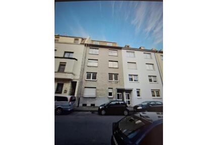 3-Zimmer-Dachgeschosswohnung mit Einbauküche im Herzen von MG-Rheydt - Mönchengladbach Süd