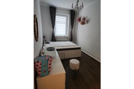 Zimmer zur Untermiete in ruhiger Wohnung – möbliert - Berlin Mitte