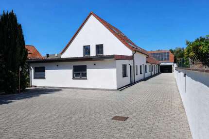 Haus zum Kaufen in Lustadt 1.290.000,00 € 530 m²
