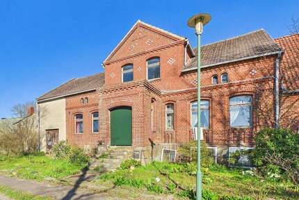 Haus zum Kaufen in Pirow 190.000,00 € 150 m²