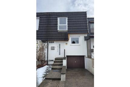 Frisch renoviertes Reihenhaus in ruhiger Lage in Adelheide - Delmenhorst Deichhorst