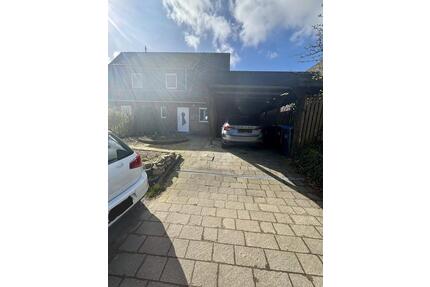 Gepflegte Doppelhaushälfte mit 5,5 Zimmern in Krogaspe - Timmaspe