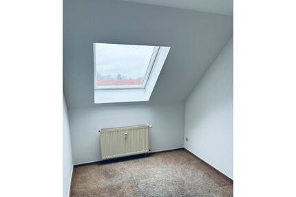 Schöne 3 Zimmer DG Wohnung in Quedlinburg zu vermieten - Falkensee