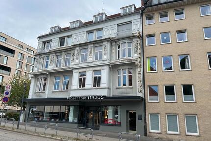 Großzügige 5 Zimmerwohnung in Kieler Altstadt - WG geeignet
