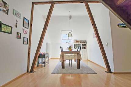 Wohnung zum Kaufen in Stuttgart 398.000,00 € 96 m²