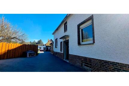 Charmantes Einfamilienhaus mit großem Grundstück - Finsterwalde