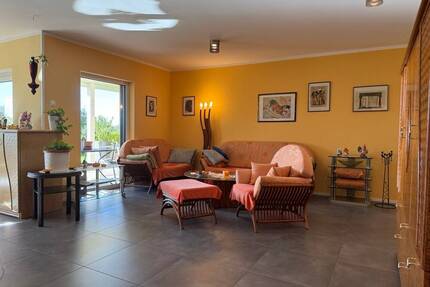 Stilvoll wohnen - moderner Bungalow mit hochwertiger Ausstattung und Garage - Leipzig / Breitenfeld Lindenthal