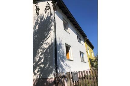 Doppelhaushälfte in Kelheim, Wohnfläche ca. 120 qm