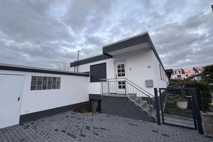 Bungalow Single-Pendler Wohnung Saniert - Rüsselsheim am Main