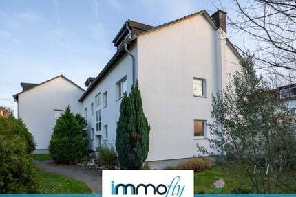 Helle 2-Zimmer-Dachgeschosswohnung mit Balkon, Tageslichtbad und durchdachter Raumaufteilung - Düren Birkesdorf