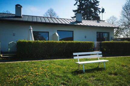 Haus am See in Alleinlage zu verkaufen - Neukloster