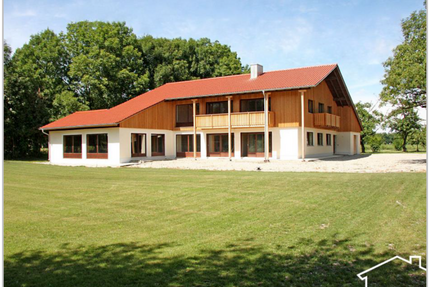 Wohnung zum Kaufen in Ismaning 1.199.000,00 € 196 m²