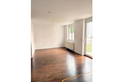 Modernisierte 2-Zi Whg. mit Gartenanteil zu vermieten - Schorndorf