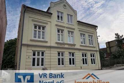 Haus zum Kaufen in Flensburg 569.000,00 € 293 m²