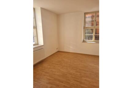 Biete 1 Raum Wohnung in Haldensleben